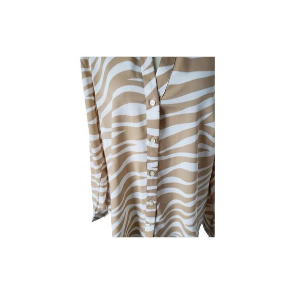 Ann Taylor Women’s M Zebra Pattern Button Down Long sleeve 80s Office Flowy - Picture 4 of 7